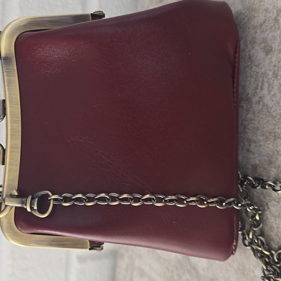 NWOT Patricia Nash Mini Laureana Crossbody Kisslock Bag with Charm - Picture 7 of 15